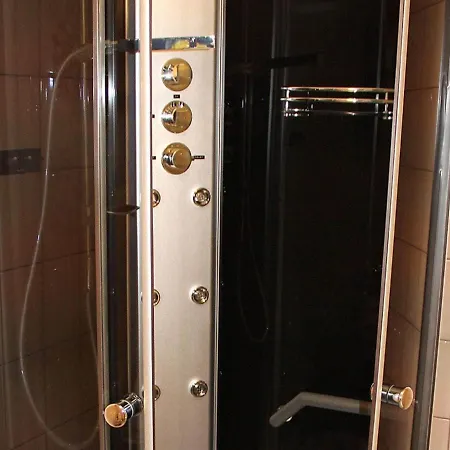 5 Person In Selsoyvik 펜션 Hakaringen